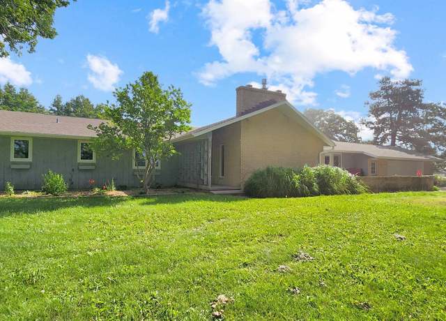 Property at 27083 305th St, Parkersburg, IA 50665, 3 beds, 3.5 baths