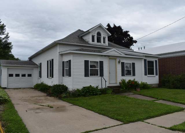 Property at 207 W Main St, Riceville, IA 50466, 2 beds, 1.5 baths