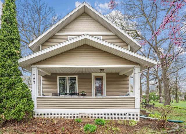 Property at 1727 Rainbow Dr, Cedar Falls, IA 50613, 3 beds, 2 baths
