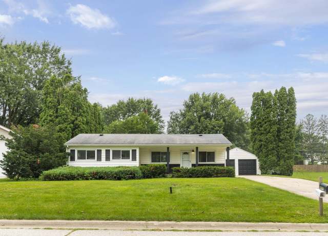 Property at 4013 Midway Dr, Waterloo, IA 50701, 3 beds, 1 bath