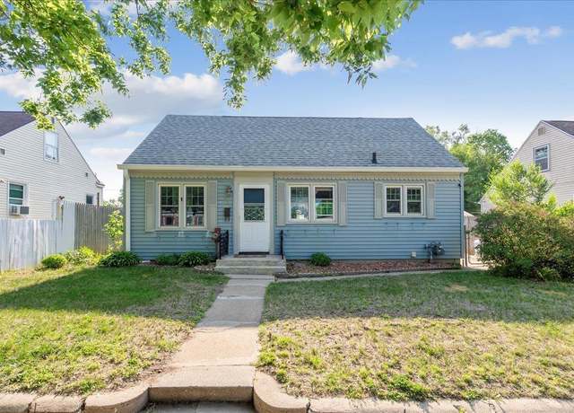 Property at 236 Boston Ave, Waterloo, IA 50703, 3 beds, 1 bath