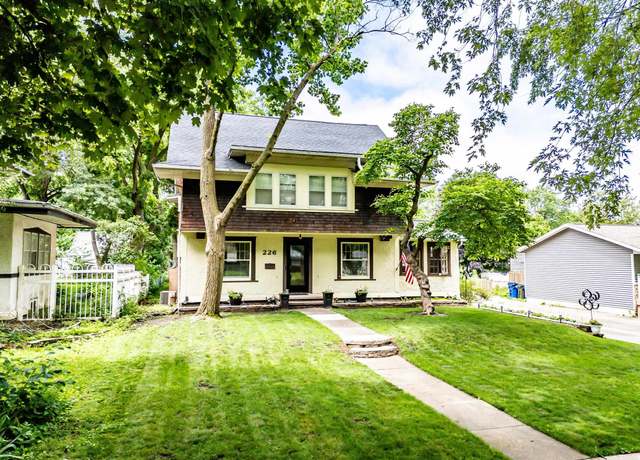 Property at 226 Sheridan Rd, Waterloo, IA 50701, 3 beds, 1.5 baths