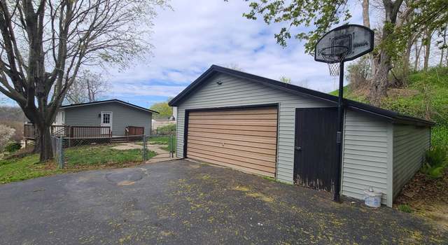 Photo of 606 NE Plum St, Elkader, IA 52043