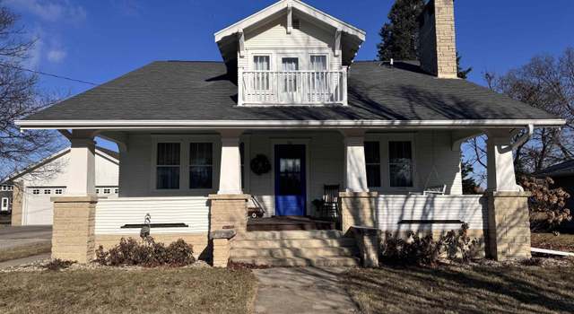 Photo of 301 Main St, Fort Atkinson, IA 52144