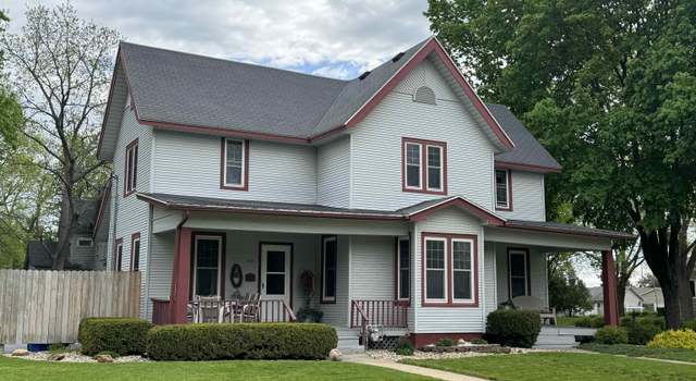 Photo of 407 Spriggs St, Charles City, IA 50616