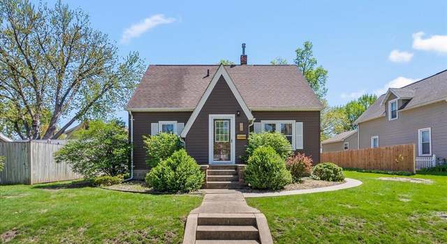 Photo of 310 Olive St, Cedar Falls, IA 50613