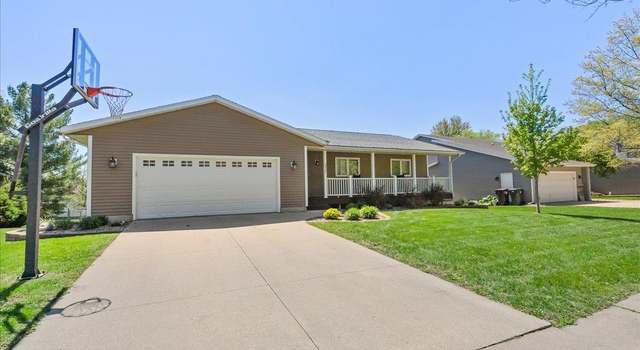 Photo of 2614 Ryan Dr, Cedar Falls, IA 50613