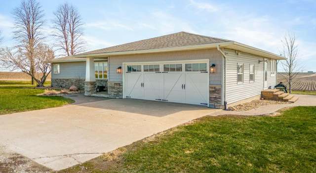 Photo of 6017 11th Ave, Dysart, IA 52224