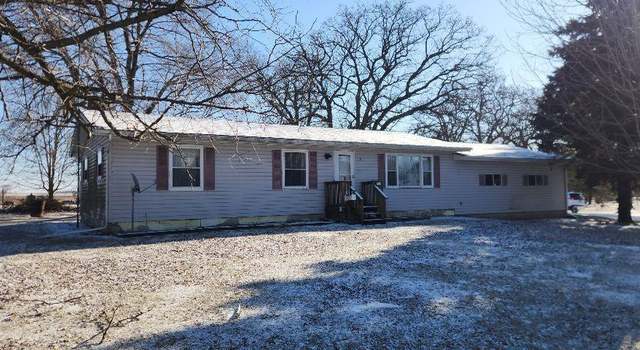 Photo of 310 N Main St, Dundee, IA 52038