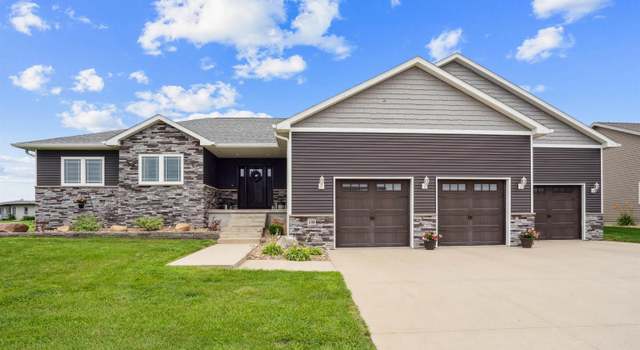 Photo of 170 Fairway Dr, Dike, IA 50624