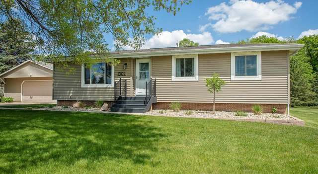 Photo of 1307 SE 5th Ave, Waverly, IA 50677
