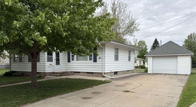 Photo of 307 NE 6th Ave, Independence, IA 50644