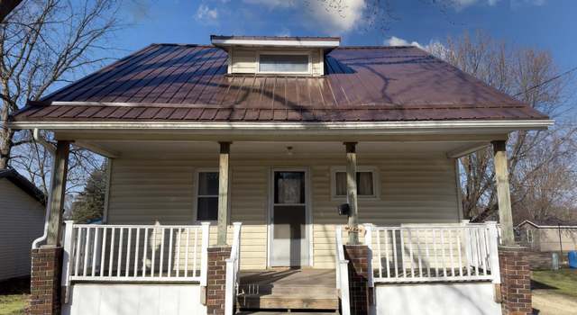 Photo of 4 7th Ave Ave NW, Oelwein, IA 50662