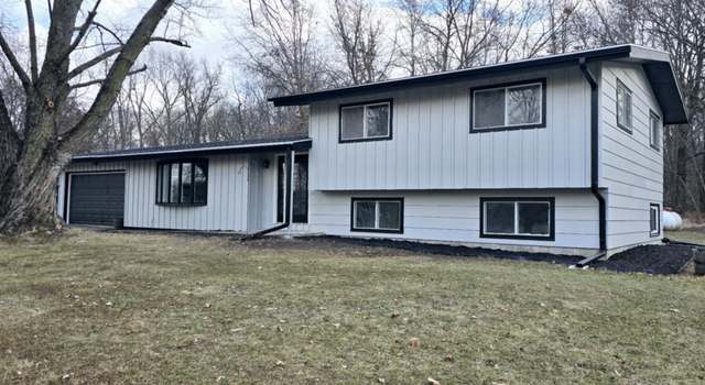 Photo of 1004 201st St, Ionia, IA 50645