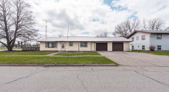 Photo of 716 5th Ave, Ackley, IA 50601