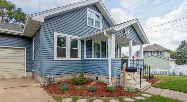 Photo of 519 W 10th St, Cedar Falls, IA 50613