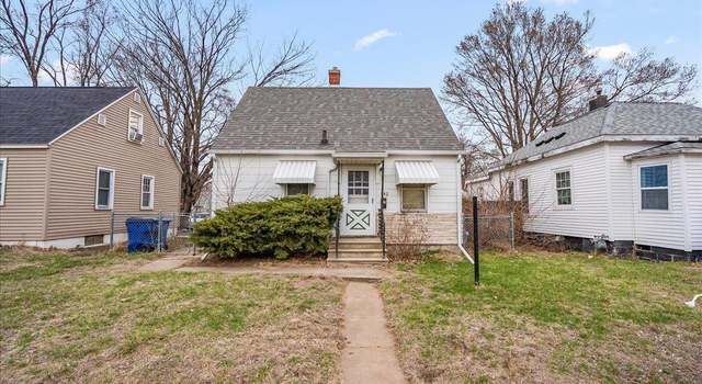 Photo of 640 Kern St, Waterloo, IA 50703
