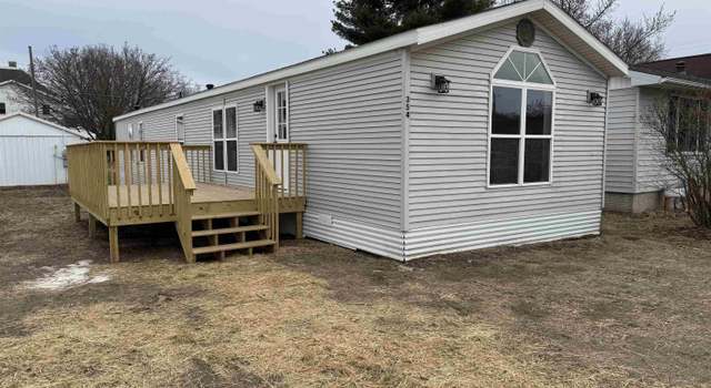 Photo of 354 1 Street St SE, New Albin, IA 52160