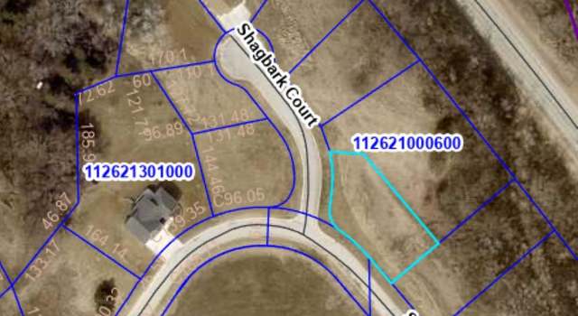 Photo of 1002 Shagbark Ct, Decorah, IA 52101