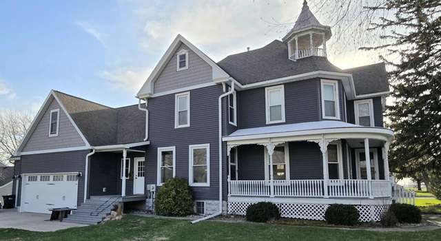 Photo of 1106 Wilson St, Dysart, IA 52224
