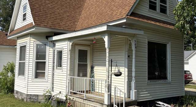 Photo of 309 E Poisal St, Clarksville, IA 50619