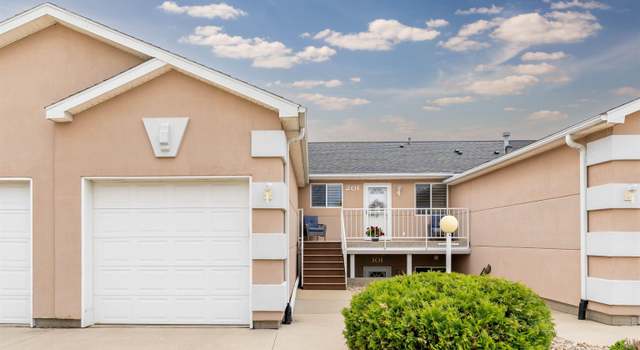 Photo of 1730 W 18th St #201, Cedar Falls, IA 50613