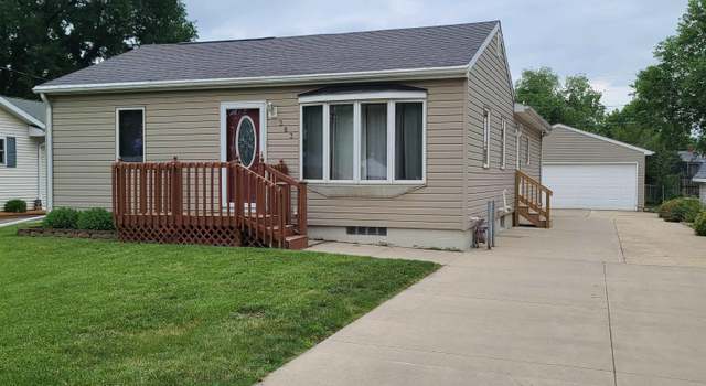 Photo of 283 Toneff Dr, Elk Run Heights, IA 50707