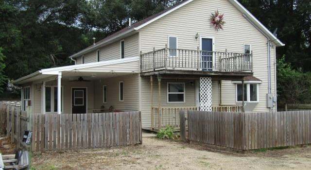 Photo of 814 S 3rd Lane Ln, Guttenberg, IA 52052