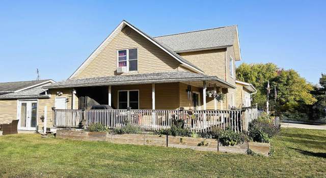 Photo of 201 N Brush St, Lawler, IA 52154