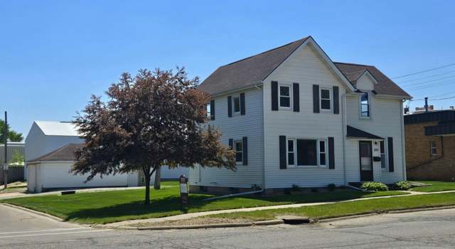 Photo of 300 Commercial St, Laporte City, IA 50651