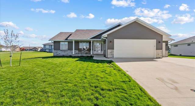 Photo of 613 Collins Rd, Fairbank, IA 50629