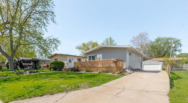 Photo of 1743 Locke Ave, Waterloo, IA 50702