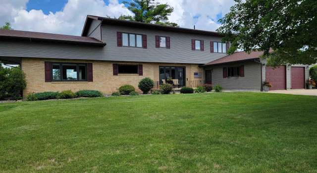 Photo of 222 8th Ave Ave E, Cresco, IA 52136