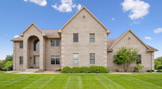 Photo of 3022 Waterbury Dr, Cedar Falls, IA 50613
