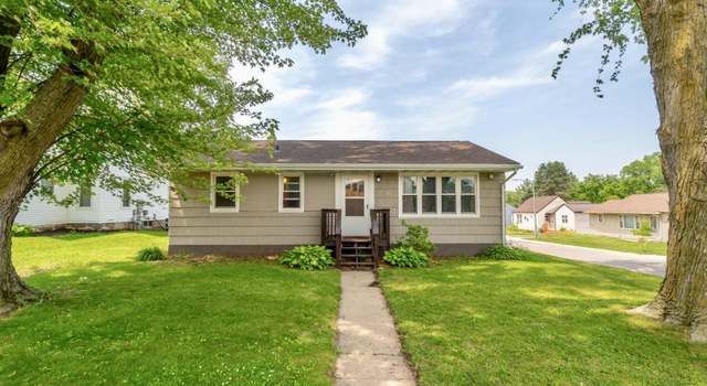 Photo of 240 N Russell St, Denver, IA 50622