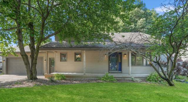 Photo of 2712 Ryan Dr, Cedar Falls, IA 50613