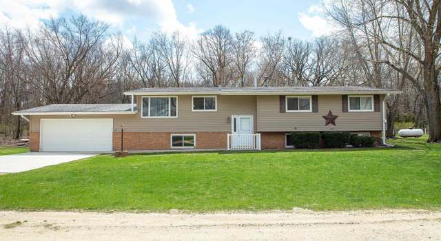 Photo of 1002 201st St, Ionia, IA 50645