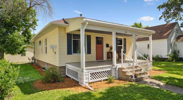 Photo of 620 Woodlawn Ave, Traer, IA 50675