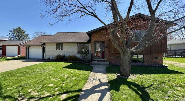 Photo of 204 Oak St, Spillville, IA 52168