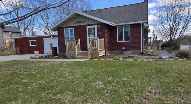 Photo of 427 N Miller Street St, Lime Springs, IA 52155
