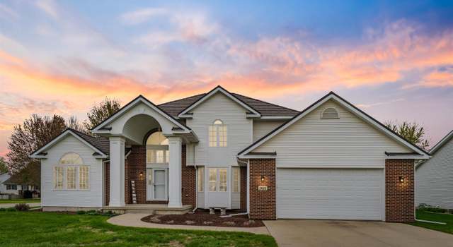 Photo of 1011 7th St. N.e. St, Independence, IA 50644