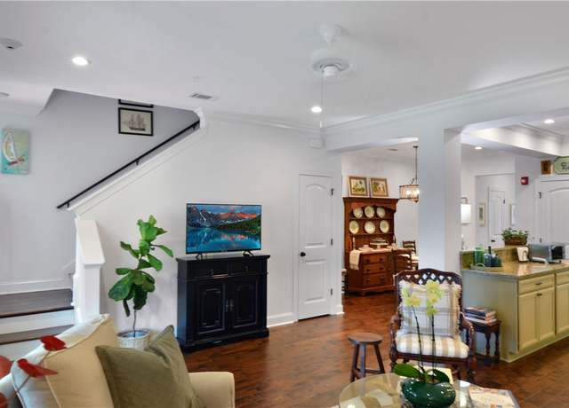 Property at 1902 Mariners Cir, St Simons Island, GA 31522, 3 beds, 2.5 baths