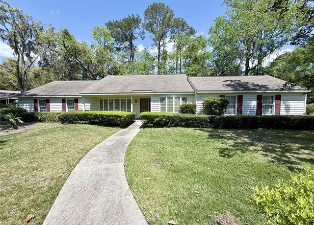 Property at 121 Shore Rush Dr, St Simons Island, GA 31522, 3 beds, 2 baths