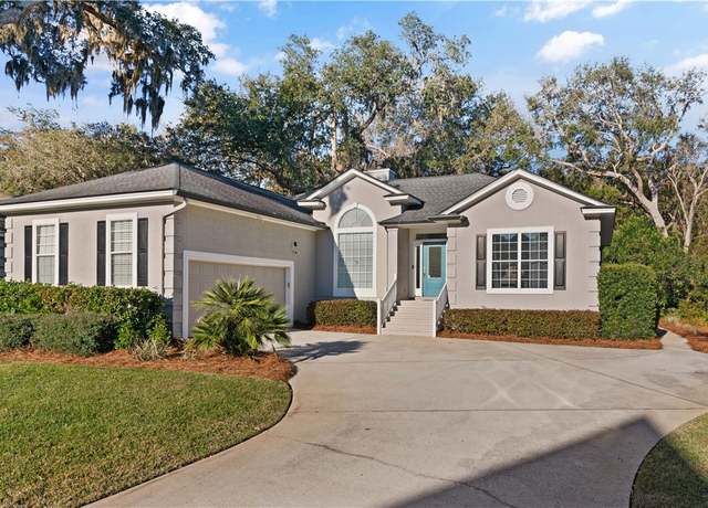 Property at 102 Hillcrest Ct, St Simons Island, GA 31522, 3 beds, 2.5 baths