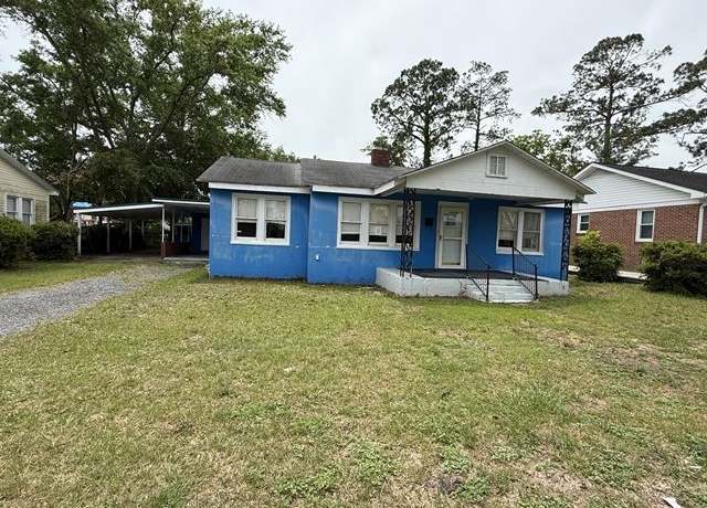 Property at 511 Riverside Dr, Waycross, GA 31501, 3 beds, 2 baths