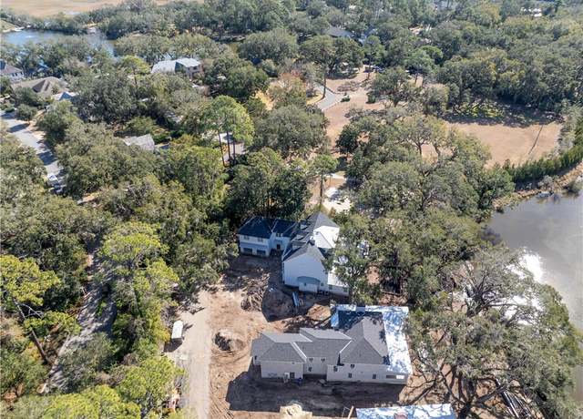 Property at 5 Cortelyou Lake Dr, St Simons Island, GA 31522, 4 beds, 4.5 baths