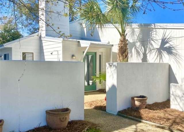 Property at 319 Maple St, St Simons Island, GA 31522, 3 beds, 2 baths