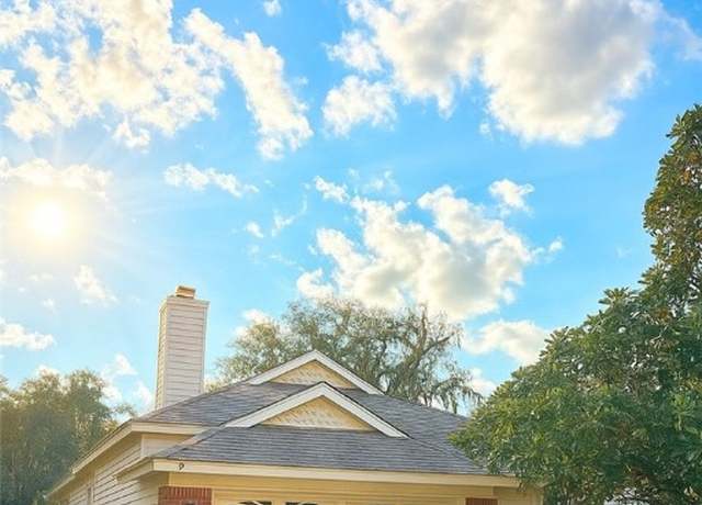 Property at 3 Bay Tree Ct W, St Simons Island, GA 31522, 3 beds, 2 baths