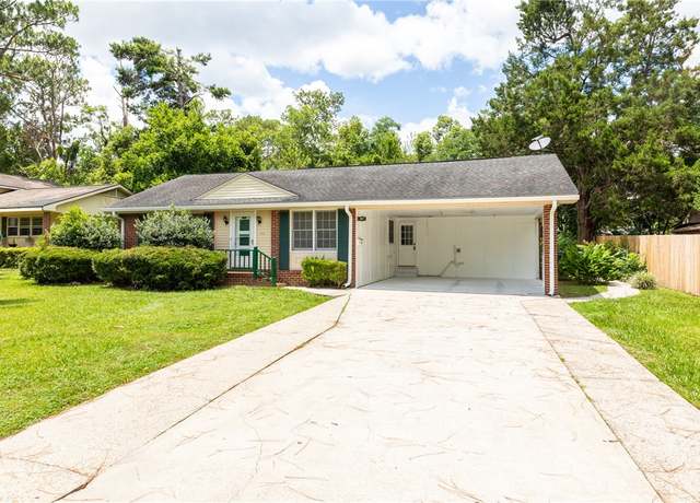 Property at 907 Euclid Ave, Waycross, GA 31501, 3 beds, 2 baths