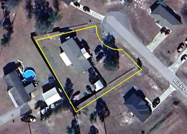 Property at 63 Ricks Pl, Jesup, GA 31545